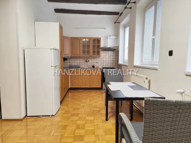 Pronájem bytu 2+kk, České Budějovice - České Budějovice 2, Husova tř., 60 m2