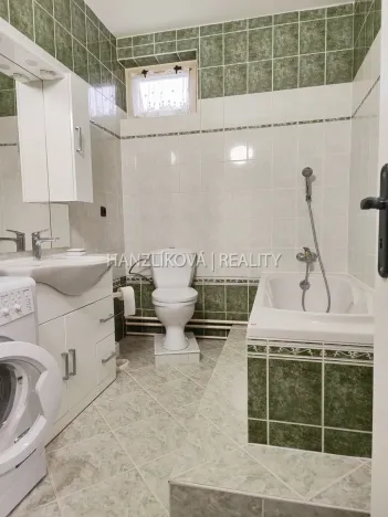 Pronájem bytu 2+kk, České Budějovice - České Budějovice 2, Husova tř., 60 m2