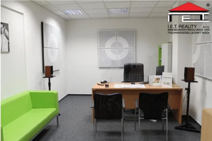 Pronájem kanceláře, Praha - Karlín, Sokolovská, 174 m2