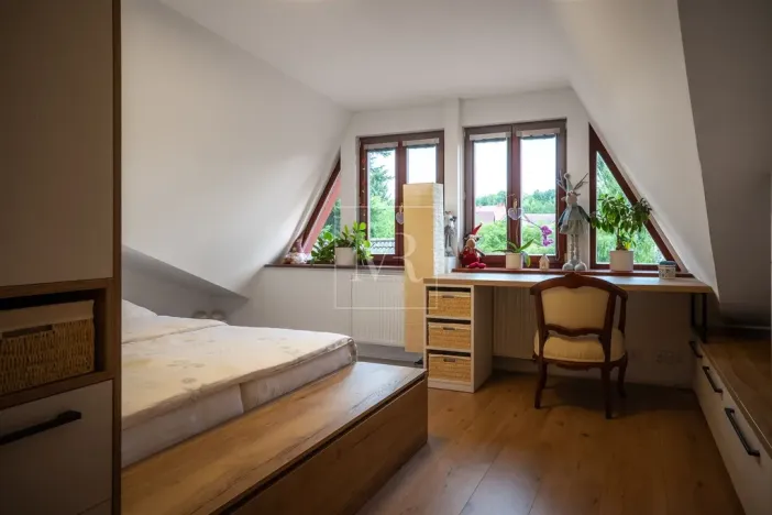 Prodej rodinného domu, Sulice - Želivec, Hlavní, 370 m2