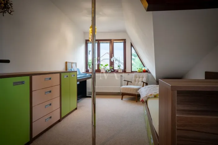 Prodej rodinného domu, Sulice - Želivec, Hlavní, 370 m2