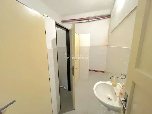 Pronájem skladu, Jirny, Tovární, 105 m2