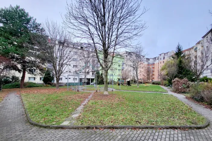 Prodej bytu 2+1, Brno - Černovice, Tržní, 83 m2