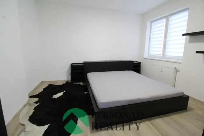 Pronájem bytu 2+1, Karlovy Vary, K Letišti, 57 m2