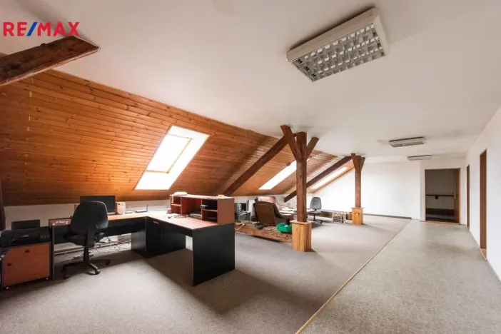 Prodej výrobních prostor, Brno - Maloměřice, Karlova, 768 m2