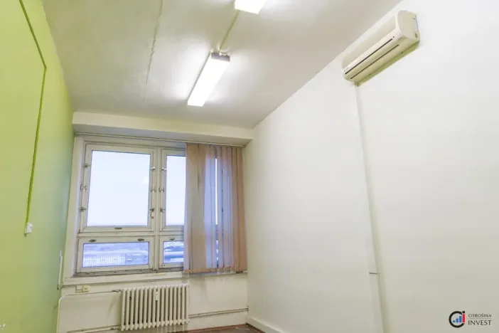 Pronájem kanceláře, Pardubice - Semtín, 17 m2