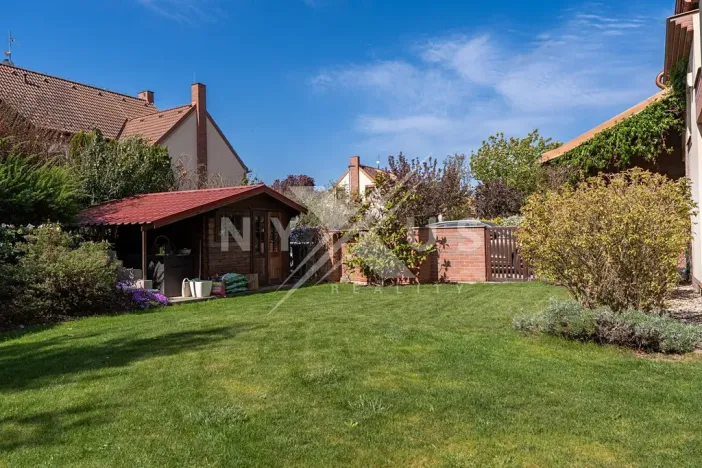 Prodej rodinného domu, Dobřejovice, 250 m2