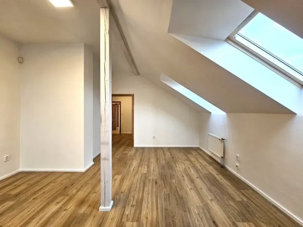 Pronájem kanceláře, Praha, Vinopalnická, 104 m2