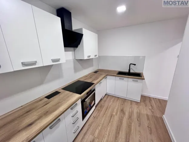 Prodej bytu 3+1, Josefa Ševčíka 869/30, 43401 Most, 68 m2