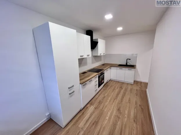 Prodej bytu 3+1, Josefa Ševčíka 869/30, 43401 Most, 68 m2