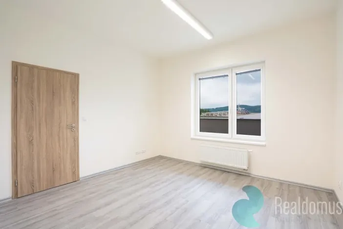 Pronájem kanceláře, Český Krumlov, Budějovická, 69 m2