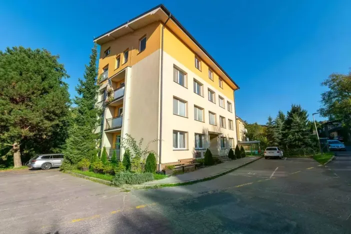 Pronájem bytu 3+1, Luhačovice, V Cihelně, 72 m2