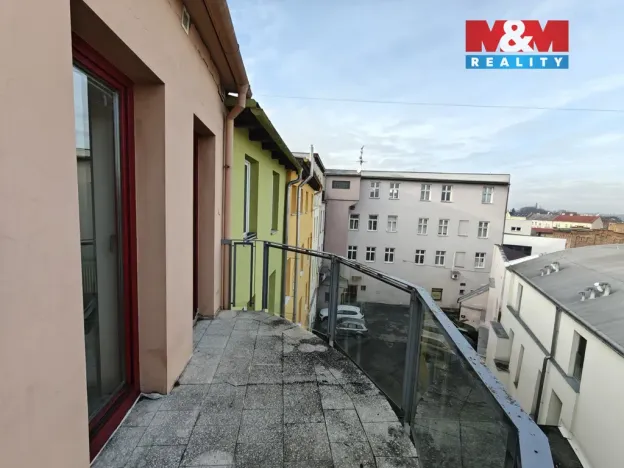 Pronájem bytu 2+kk, Opava - Město, Dolní náměstí, 94 m2