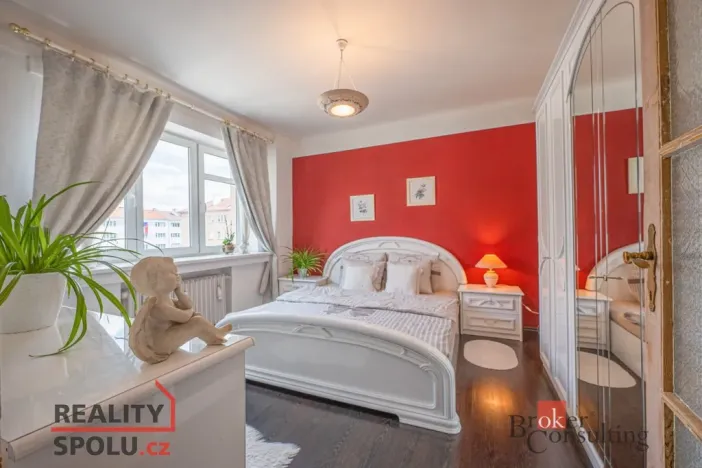 Pronájem bytu 3+kk, Praha - Vršovice, Vršovická, 70 m2