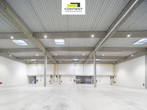 Pronájem skladu, Mikulov, Nádražní, 1000 m2