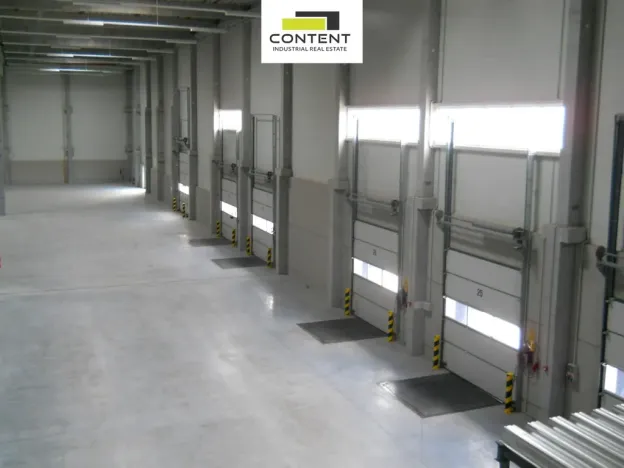 Pronájem výrobních prostor, Úžice, 5667 m2