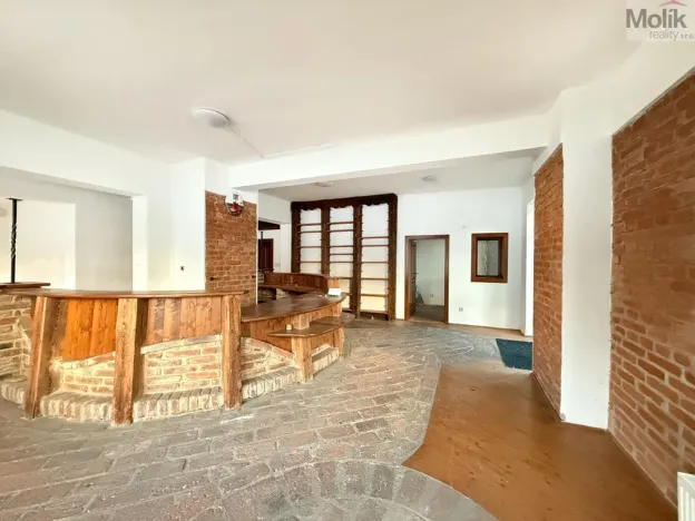 Pronájem obchodního prostoru, Osek, Tyršova, 150 m2