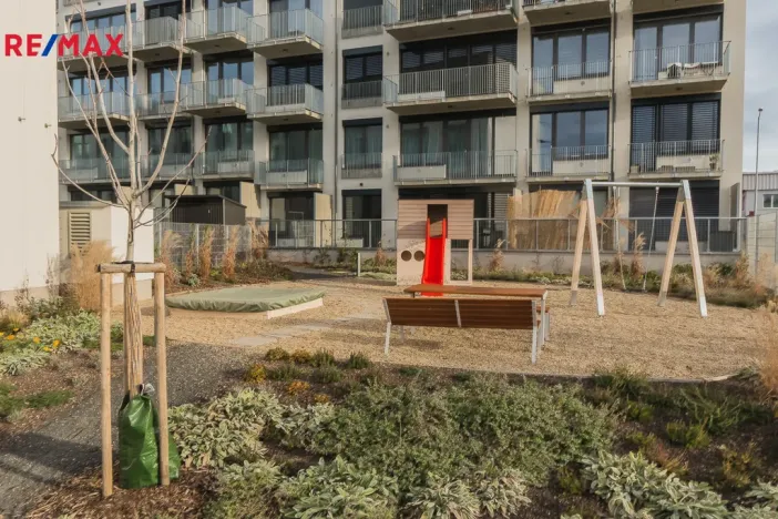 Pronájem bytu 3+kk, Praha - Libeň, Na Libušáku, 71 m2