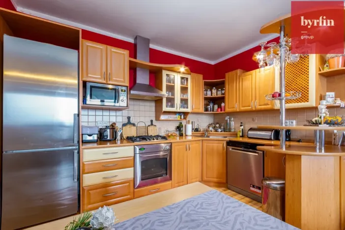 Prodej bytu 2+kk, Opava, Zeyerova, 48 m2