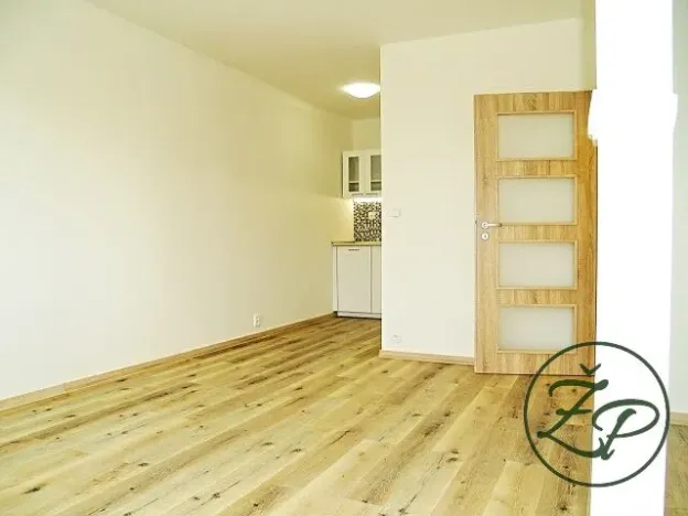 Pronájem bytu 2+kk, Praha - Krč, Vikova, 42 m2