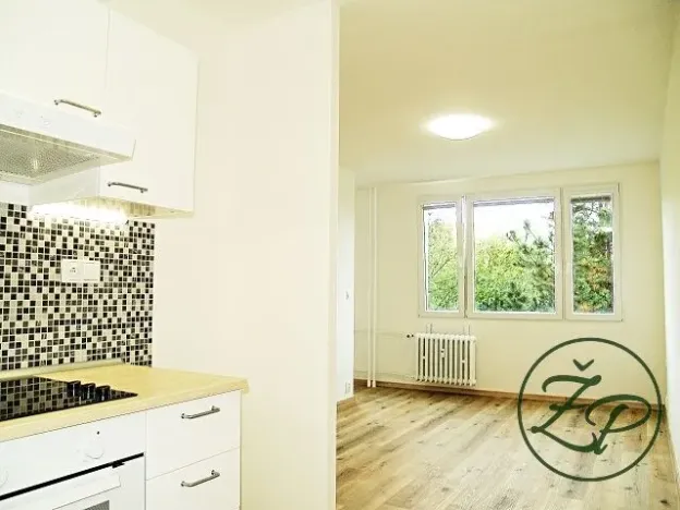 Pronájem bytu 2+kk, Praha - Krč, Vikova, 42 m2