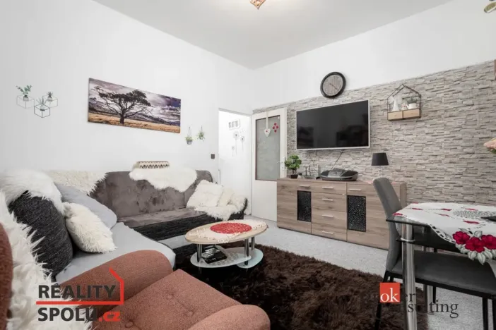 Pronájem bytu 2+kk, Opava - Předměstí, Krnovská, 41 m2