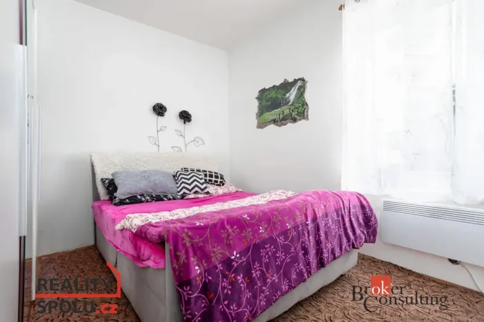 Pronájem bytu 2+kk, Opava - Předměstí, Krnovská, 41 m2