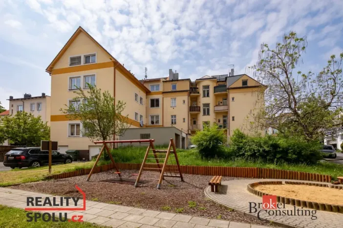 Pronájem bytu 2+kk, Opava - Předměstí, Krnovská, 41 m2