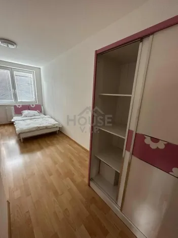 Prodej bytu 3+kk, Praha - Vysočany, Poděbradská, 78 m2
