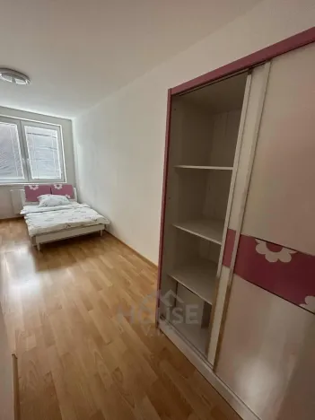 Prodej bytu 3+kk, Praha - Vysočany, Poděbradská, 78 m2