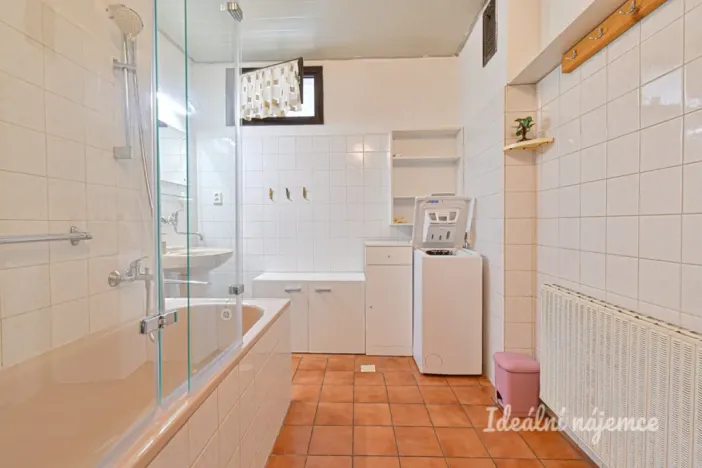 Pronájem bytu 4+1, Veverská Bítýška, Na Bílém potoce, 96 m2