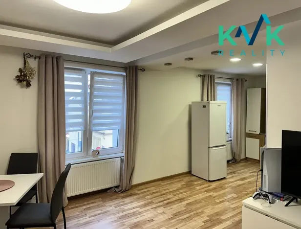 Pronájem bytu 2+kk, Karlovy Vary, Chebská, 42 m2