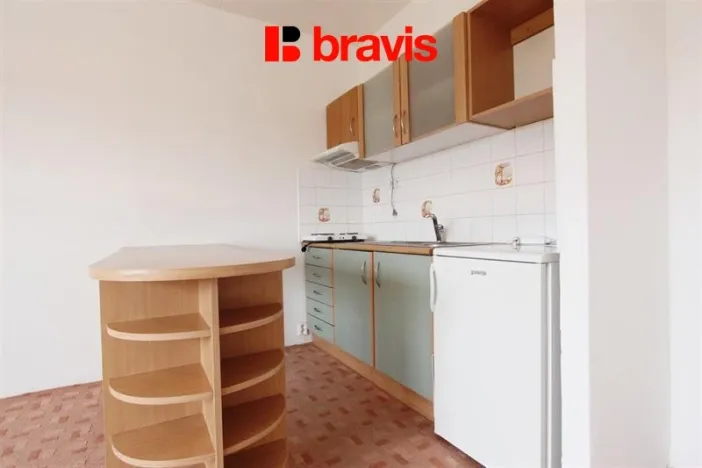 Pronájem bytu 1+kk, Brno, Vlkova, 32 m2