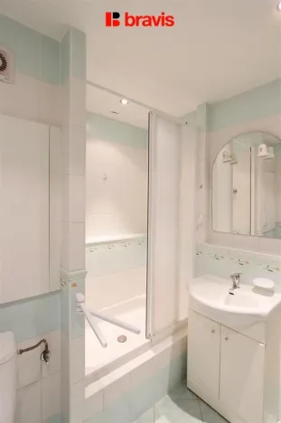 Pronájem bytu 1+kk, Brno, Vlkova, 32 m2