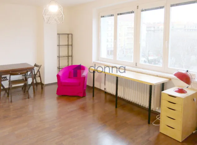 Pronájem bytu 1+kk, Praha, Na Ohradě, 31 m2