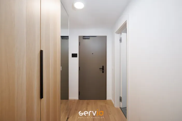 Pronájem bytu 1+kk, Brno, Bratislavská, 36 m2