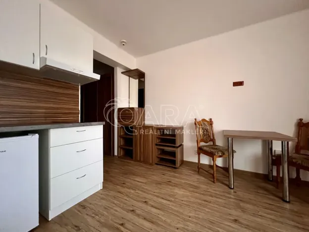 Pronájem bytu 1+kk, Brno, Křivánkovo náměstí, 21 m2