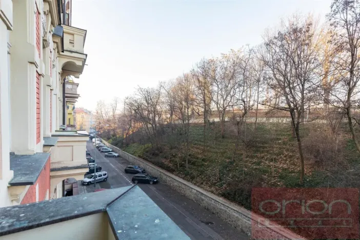 Pronájem bytu 3+1, Praha - Vinohrady, Polská, 105 m2