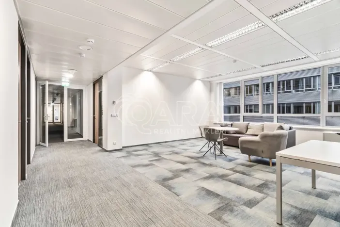 Pronájem kanceláře, Praha - Dejvice, Evropská, 318 m2