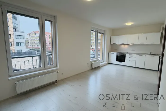 Pronájem bytu 1+kk, Praha - Horní Měcholupy, Padovská, 35 m2
