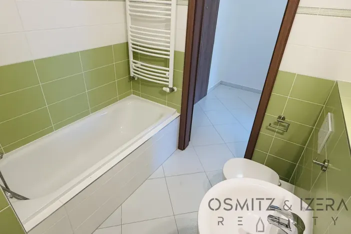 Pronájem bytu 1+kk, Praha - Horní Měcholupy, Padovská, 35 m2