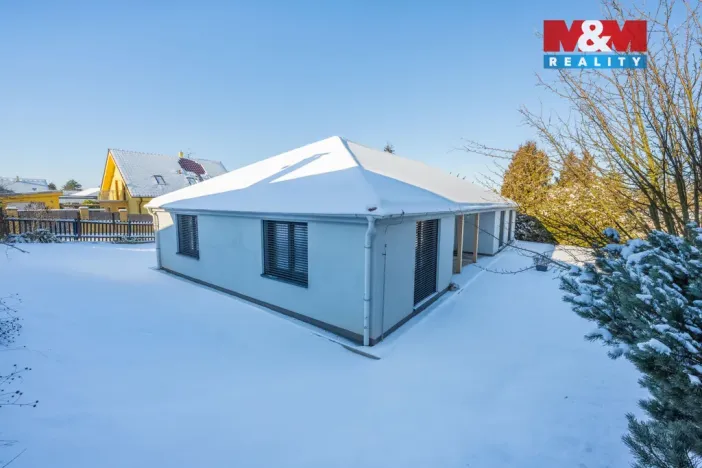 Prodej rodinného domu, Zbuzany, U Menhiru III, 150 m2