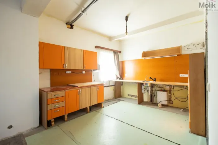 Prodej rodinného domu, Brandov, 330 m2