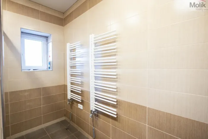 Prodej rodinného domu, Brandov, 330 m2