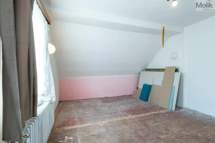 Prodej rodinného domu, Brandov, 330 m2