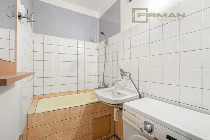 Prodej bytu 2+kk, Praha - Kobylisy, Šiškova, 43 m2