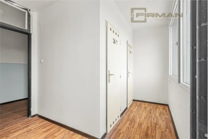 Prodej bytu 2+kk, Praha - Kobylisy, Šiškova, 43 m2