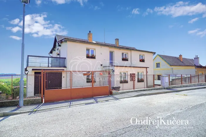 Prodej rodinného domu, Kosoř, Dolejší, 250 m2