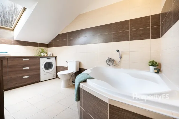 Prodej rodinného domu, Stehelčeves, V. Poláka, 132 m2