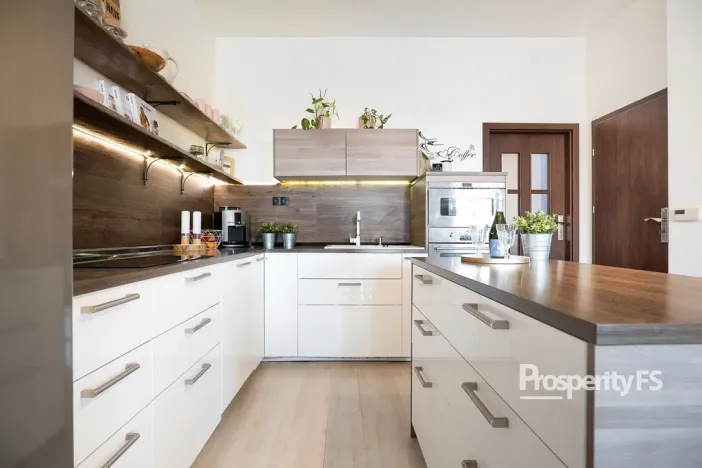 Prodej rodinného domu, Stehelčeves, V. Poláka, 132 m2